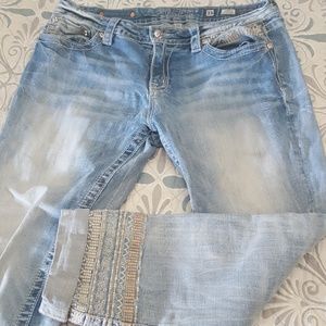 Miss Me Cuffed Skinny 33